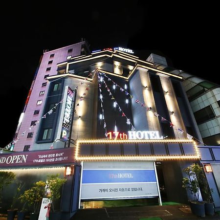 17Th Hotel Yeonje 外观 照片
